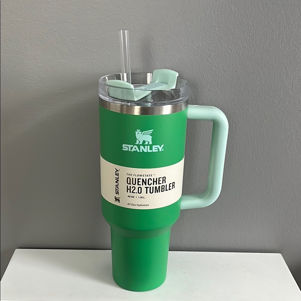 Stanley Green Quencher H2.0 Tumbler
